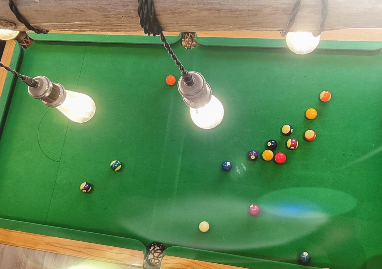 Hidden Gem Near The Beach With Pool Table Newquay  Exterior photo