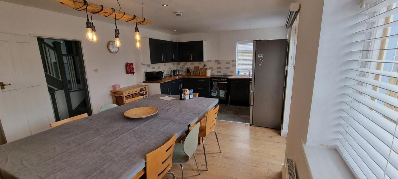 Hidden Gem Near The Beach With Pool Table Newquay  Exterior photo